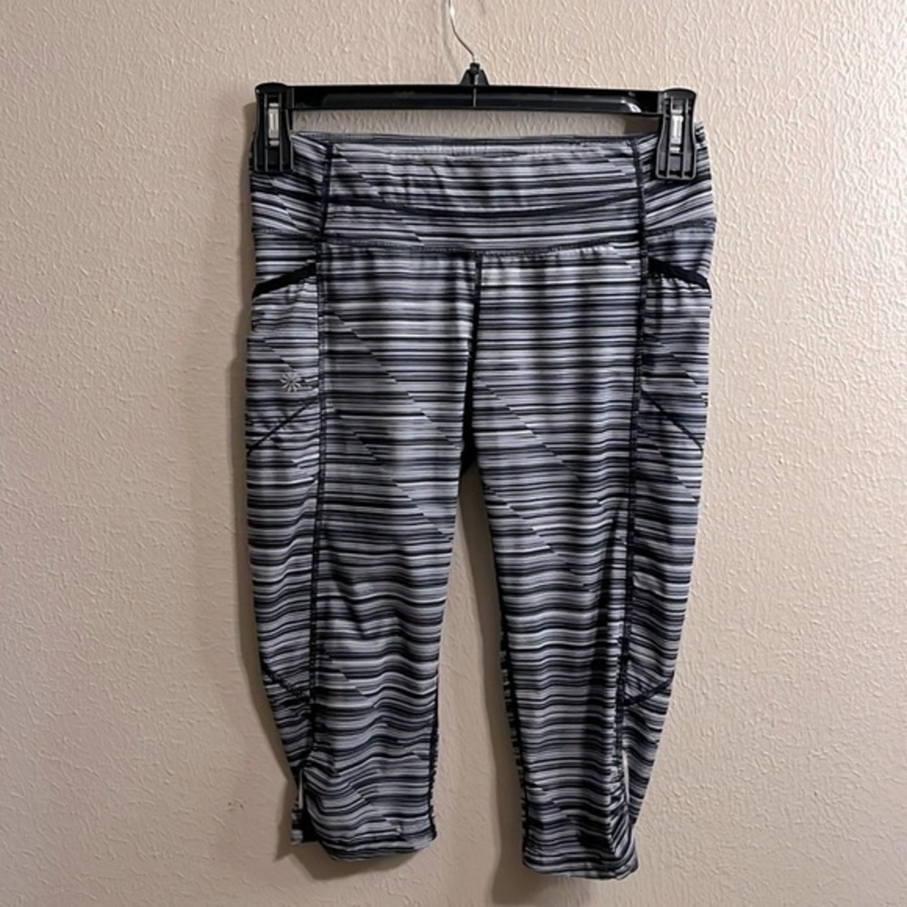 Athleta Crop Leggings Size Small